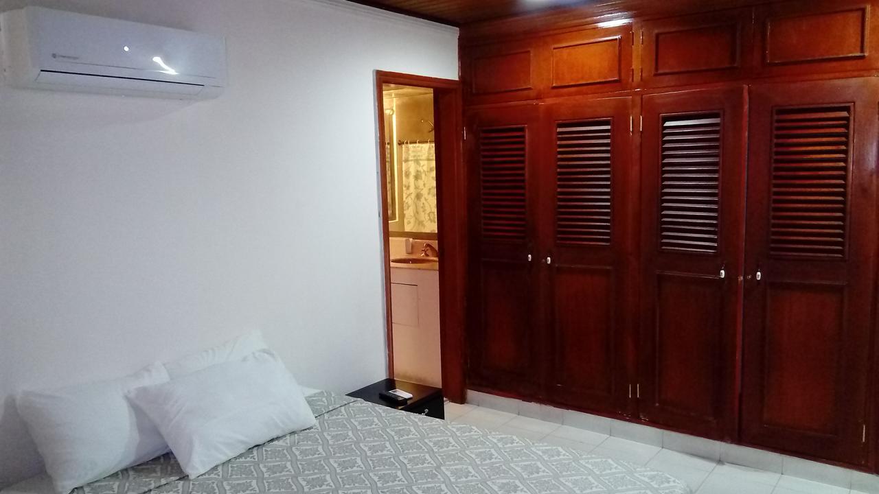 Hotel Costa Bahia Cartagena Bagian luar foto
